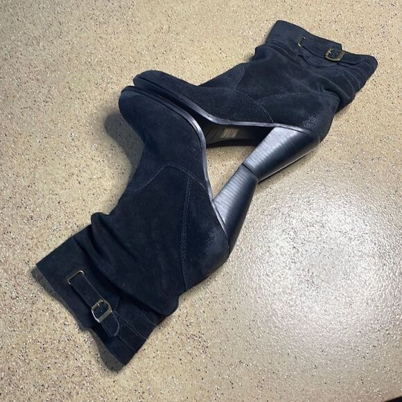 Zodiac “Pandell” Black Distressed Suede Scrunch Shaft Heeled Boots sz 6.5 - Picture 4 of 11